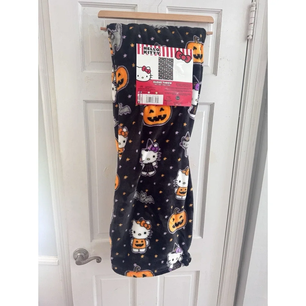 NEW 2024 Hello Kitty Halloween Cloud Throw  Costume Black‎ Blanket 60